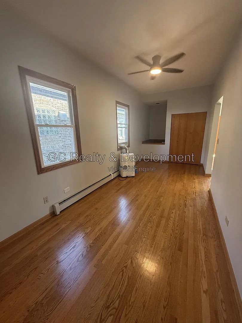 4 bed, 2.5 bath, 1800 sqft, $2,795 — Photo 4
