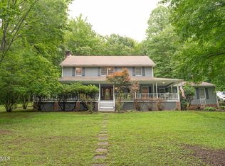 1426 Cove Pointe Rd, La Follette, TN 37766