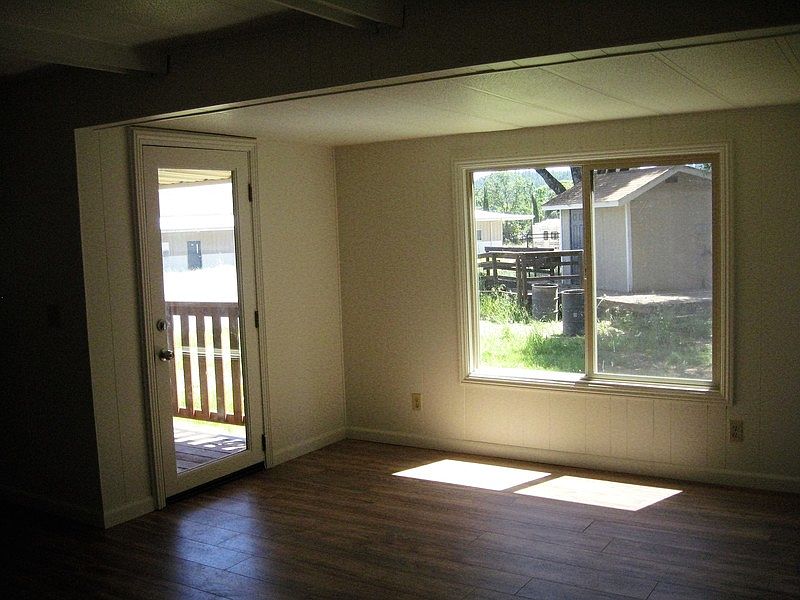 1st image of 8555 Uva Dr