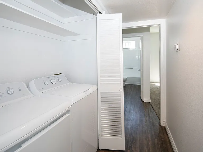 Golden Pacific Apartments — Photo 39