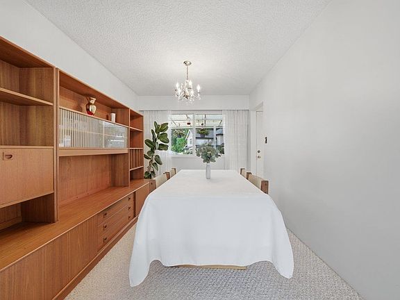 5th image of 3963 Sefton St