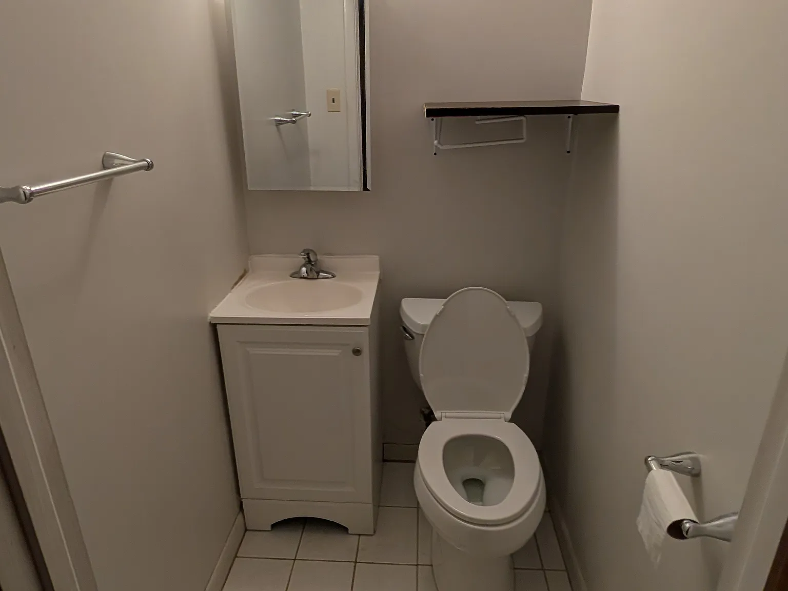 3 bed, 1.5 bath, 1246 sqft, $2,200 — Photo 4