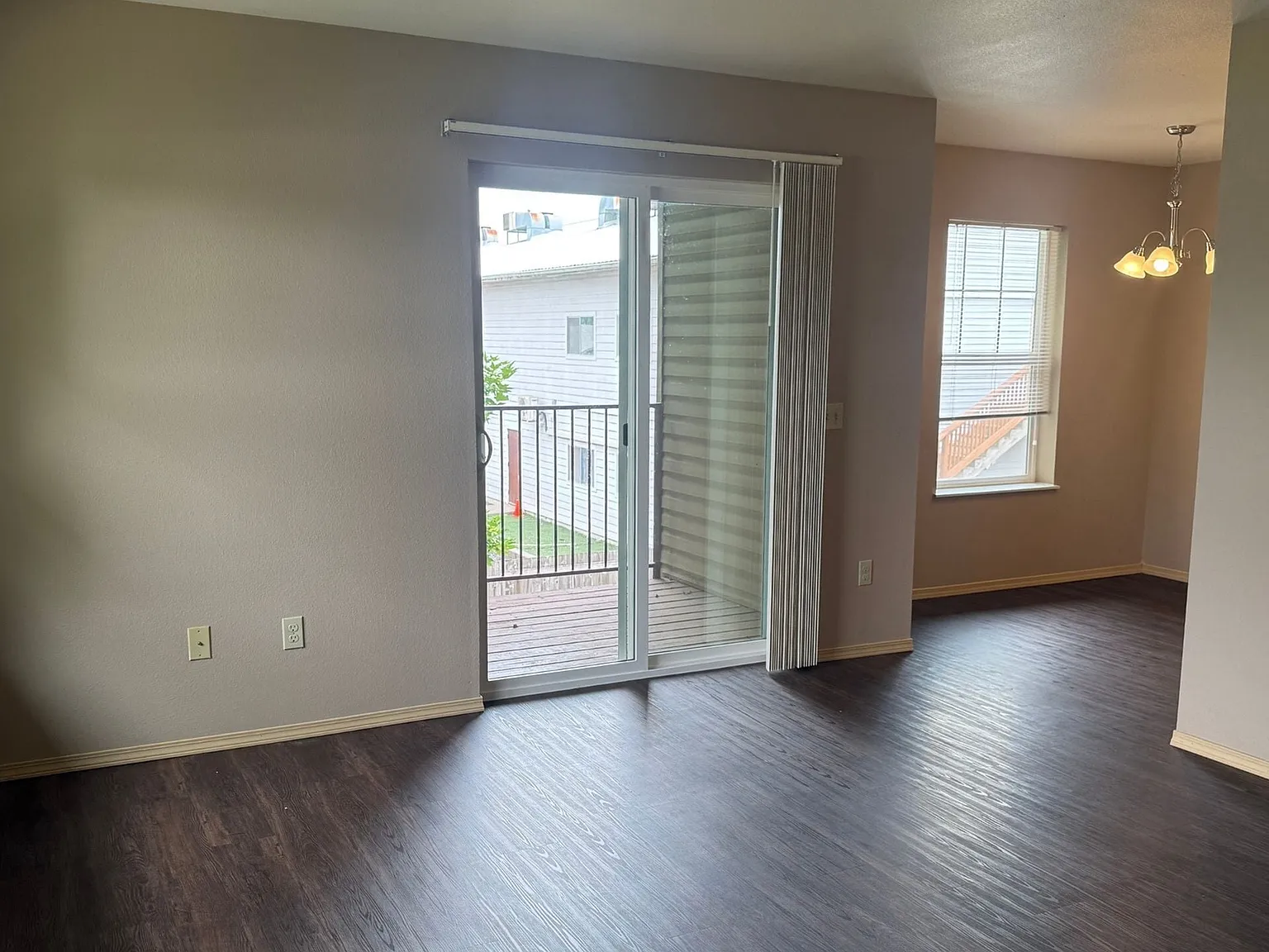 Parkside Apartments — Photo 4