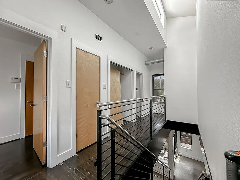 417 S Beacon St — Photo 12