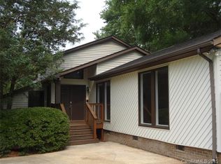 7429 Bent Oak Rd, Charlotte, NC 28226