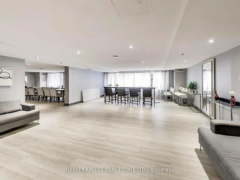 1369 Bloor St W #905 — Photo 30