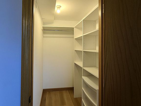 5th image of 602 Nekoma Dr