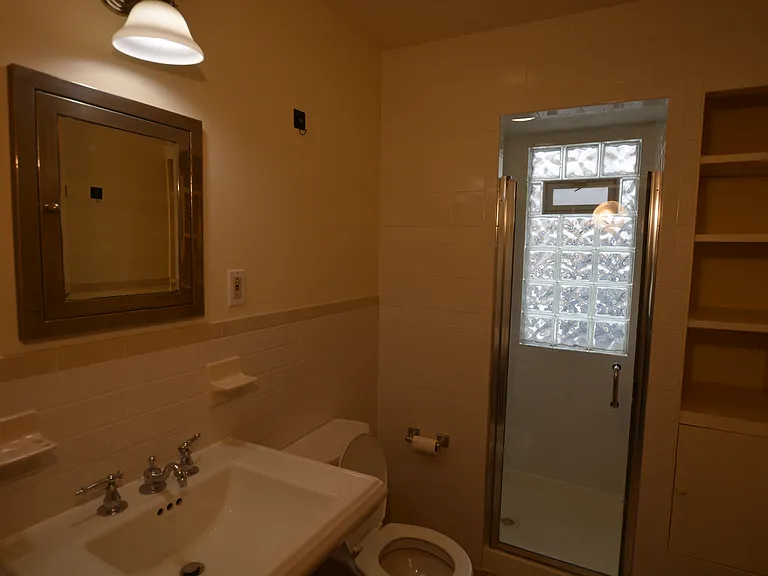 2410 Gillmore St #2 — Photo 2
