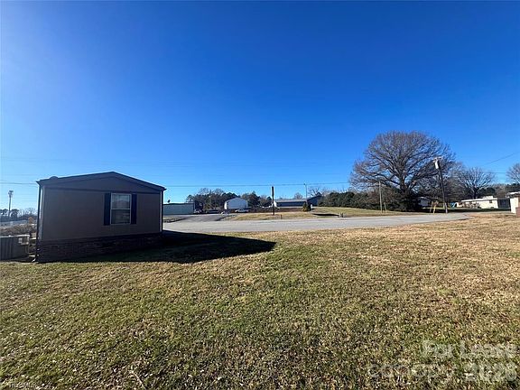 5th image of 85 Old Mountain Rd