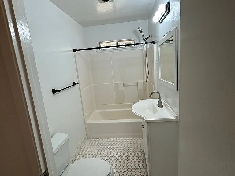 640 Peaceful Valley Dr — Photo 16