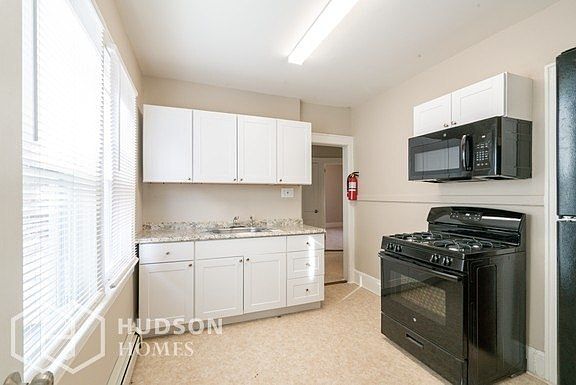 5th image of 183 Ellery Ave Floor 2