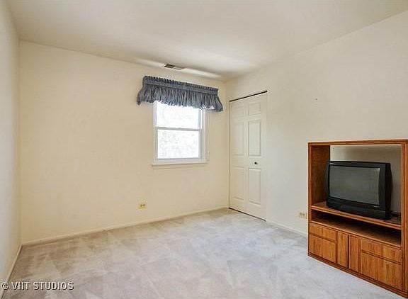 3rd image of 210 Dublin Ln Unit Z2