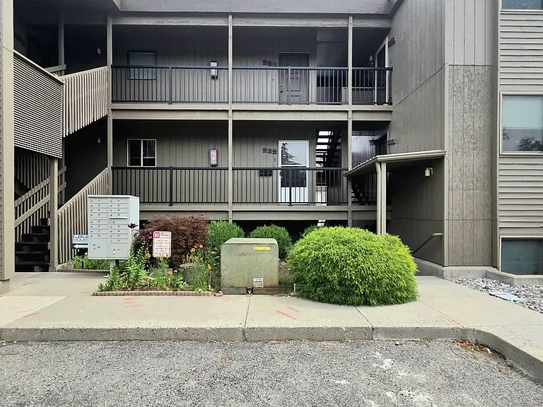 407 Oregon St #222 — Photo 8