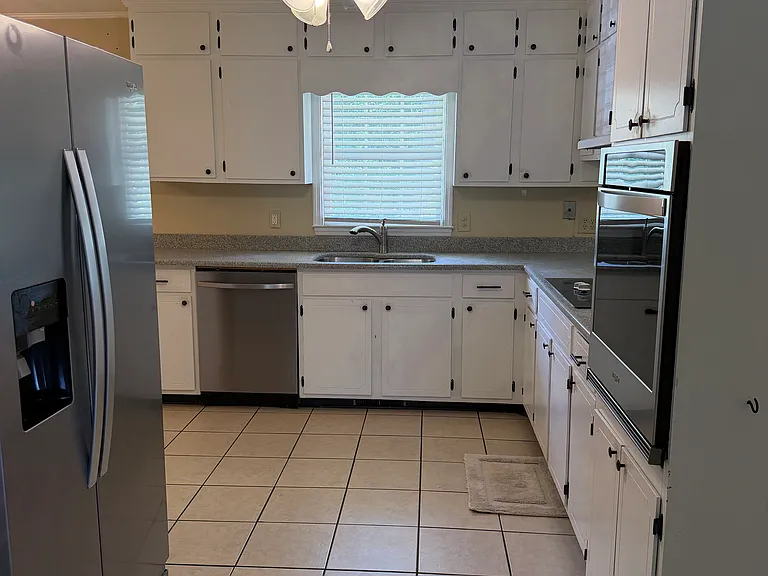 1457 Mary Ann Ave — Photo 10