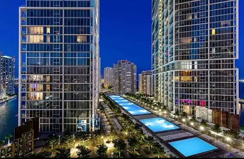 495 Brickell Ave #4809 Photo 1