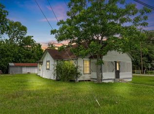 3200 Moore Ave, Bay City, TX 77414