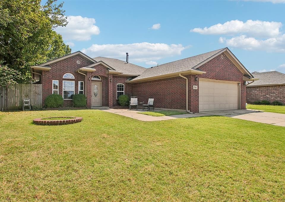 1st image of 716 SW 149th Pl