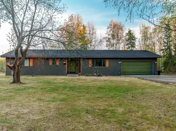 3815 Tanada Rd, North Pole, AK 99705