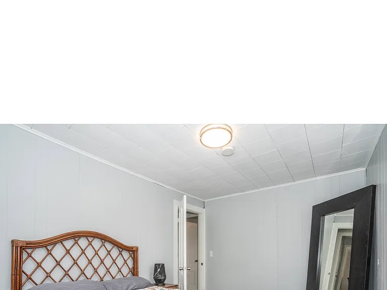 30 N 1st St #2 — Photo 15