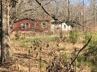 500 Feathers Ln, Lexington, TN 38351