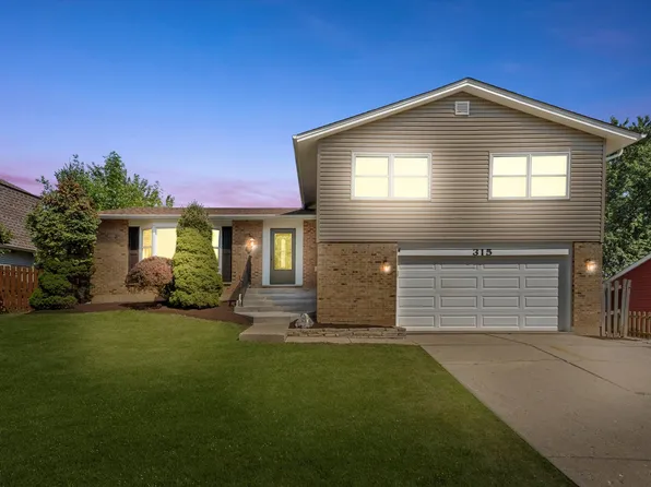 315 Glenwood Ct, Algonquin, IL 60102