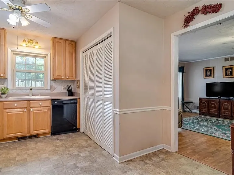 5475 Burnt Hickory Rd NW — Photo 11