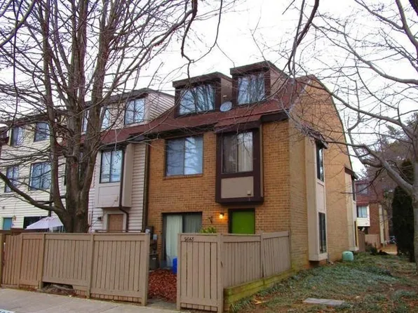 9848 Brookridge Ct, Gaithersburg, MD 20886