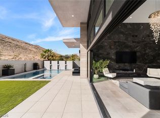 5201 Peak Climb Dr, Las Vegas, NV 89135