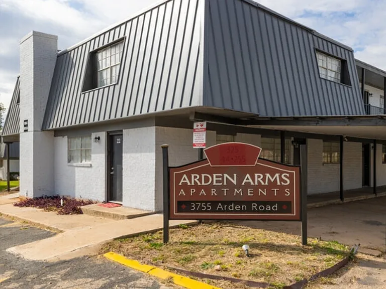 Arden Arms — Photo 4