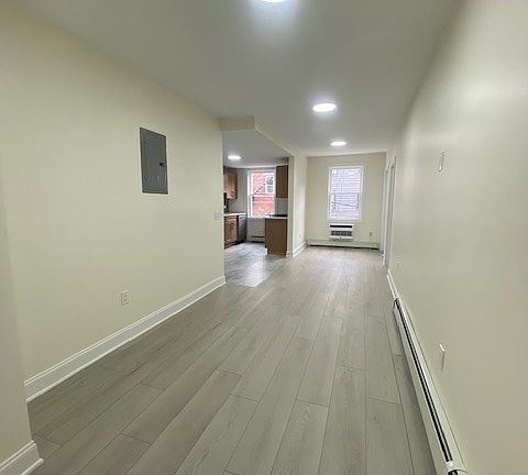 Living Room Empty 1