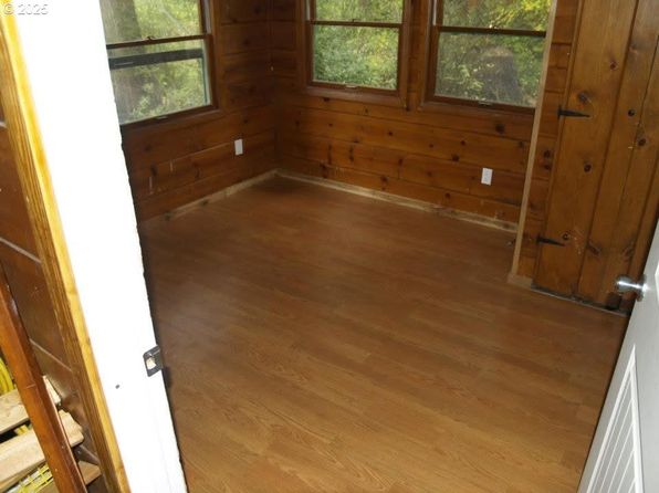 66561 E Mountain Air Dr, Welches, OR 97067