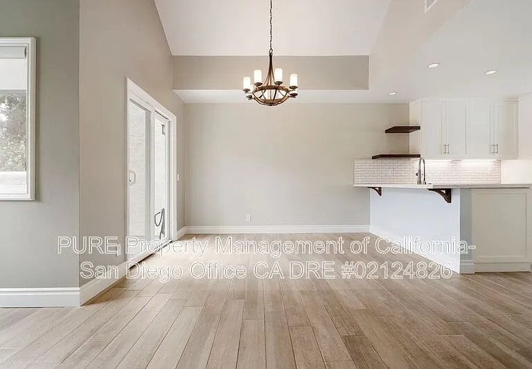 4612 Villas Dr — Photo 6