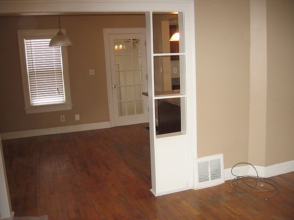 Built-ins & hardwood floors