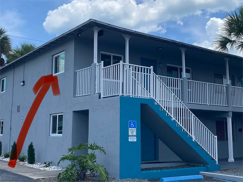 411 N Halifax Ave #200