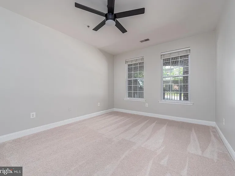 5800 Clipper Ct #104 — Photo 7