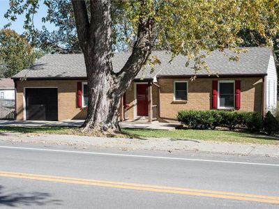 109 SW Murray Rd, Lees Summit, MO, 64081