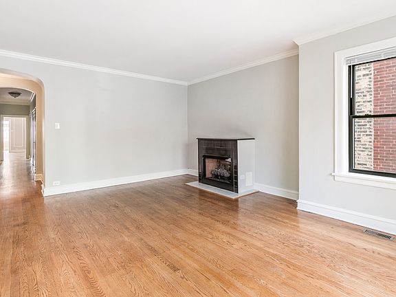2nd image of 6417 N Glenwood Ave #1