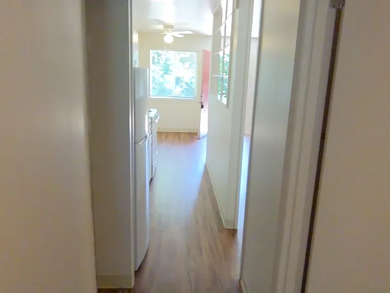 West Slope Apartments — Photo 33