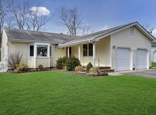 51 Theresa Ct, Toms River, NJ