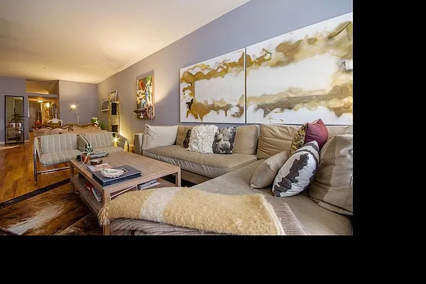 Rented by Corcoran | media 23