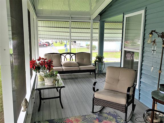 2nd image of 36060 Dockside Pl