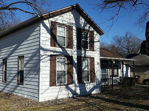 3rd image of 612 E Lincoln Ave