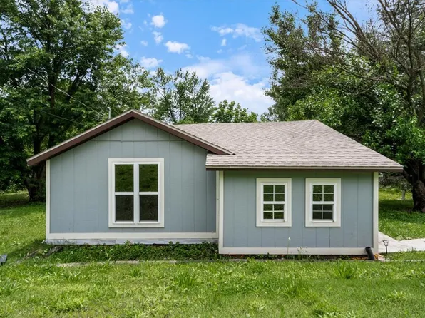 262 E Pine St, Rogers, AR 72756