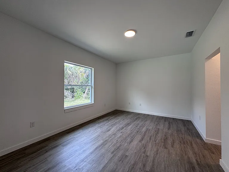 1223 Koltenborn Rd — Photo 9