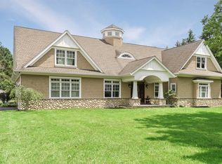 10 Renwick Ave, Huntington, NY 11743