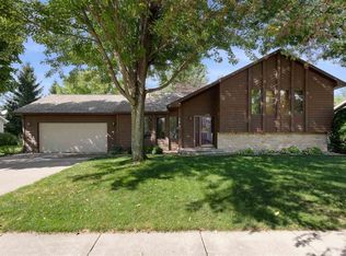 1340 Morgan Ave, Oshkosh, WI 54901