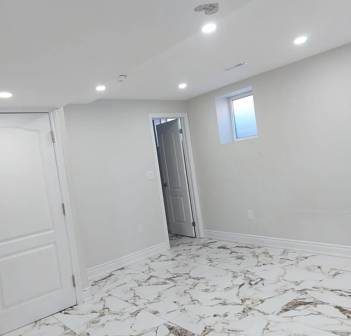 1 bed, $1,300 — Photo 2
