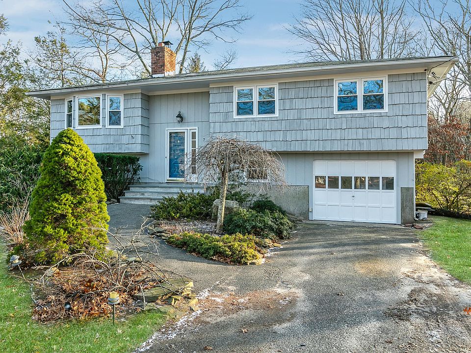 1st image of 7 Pennant Ln