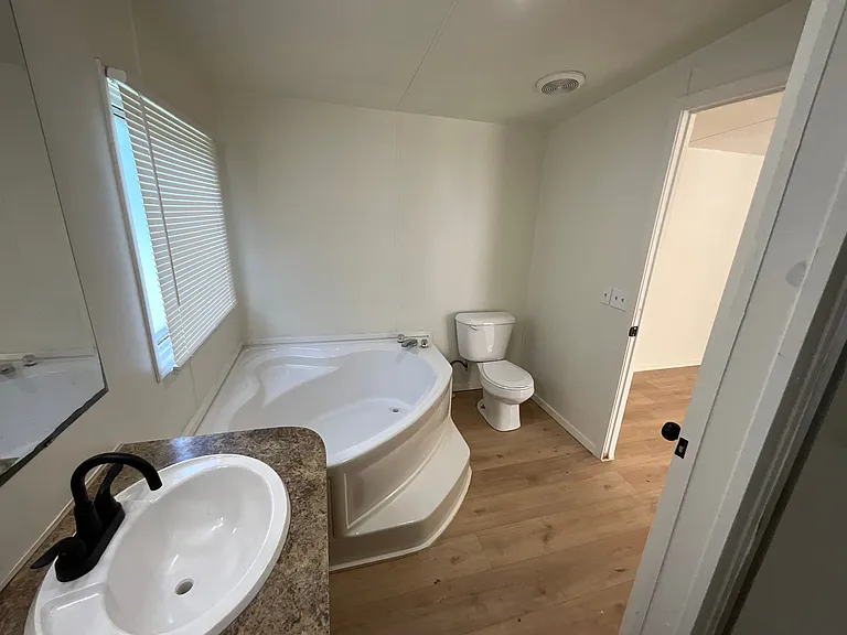 10700 Deer Ln — Photo 16