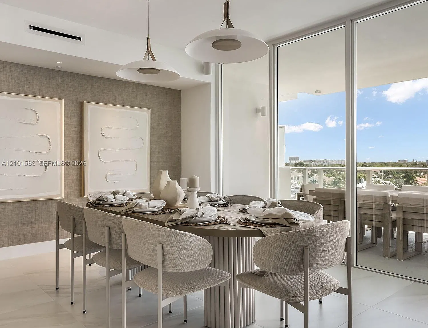 3 bed, 2.0 bath, $13,000 — Photo 2